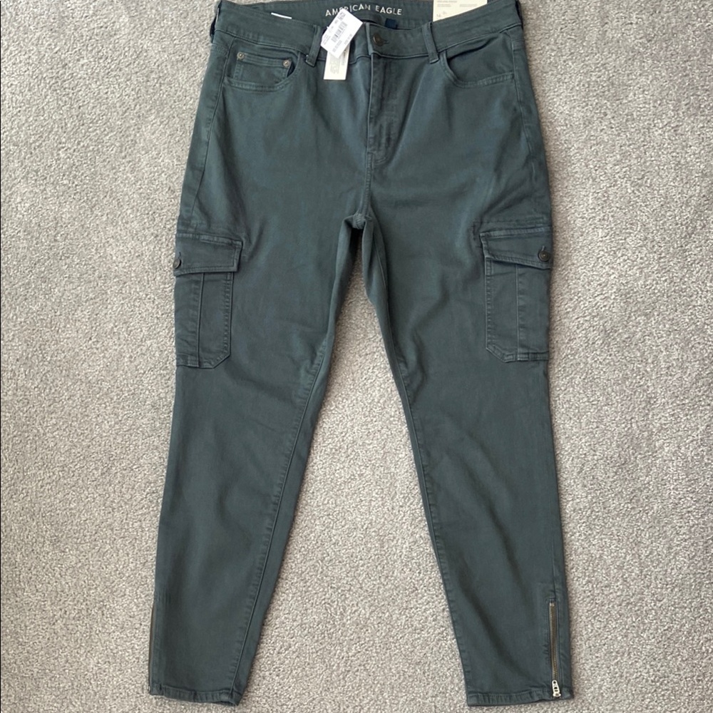 American Eagle Outfitters Green Jeggings Versatile Style